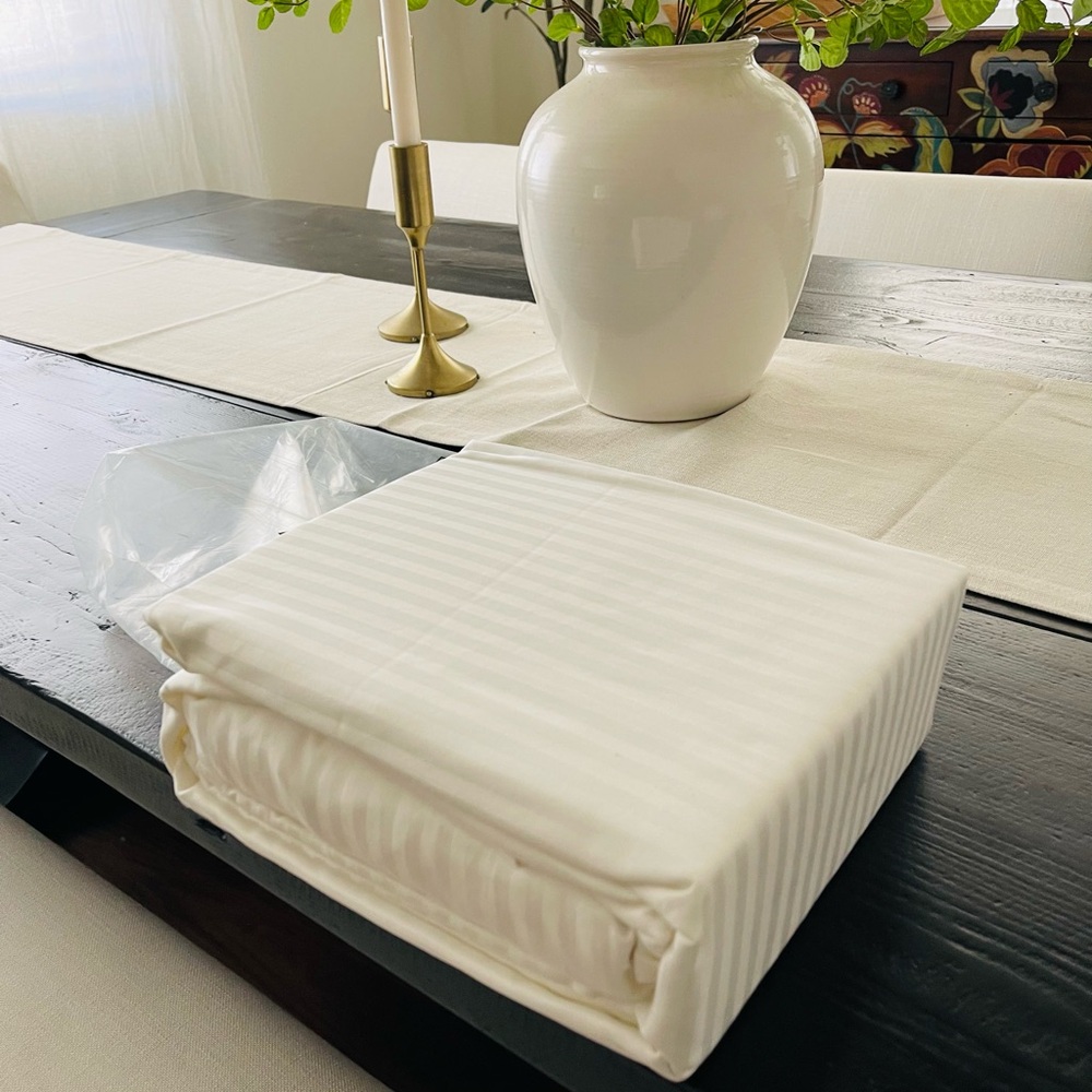 Threshold white stripe sateen sheet set-QUEEN